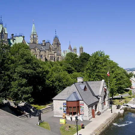 Les Suites Hotel Ottawa-2